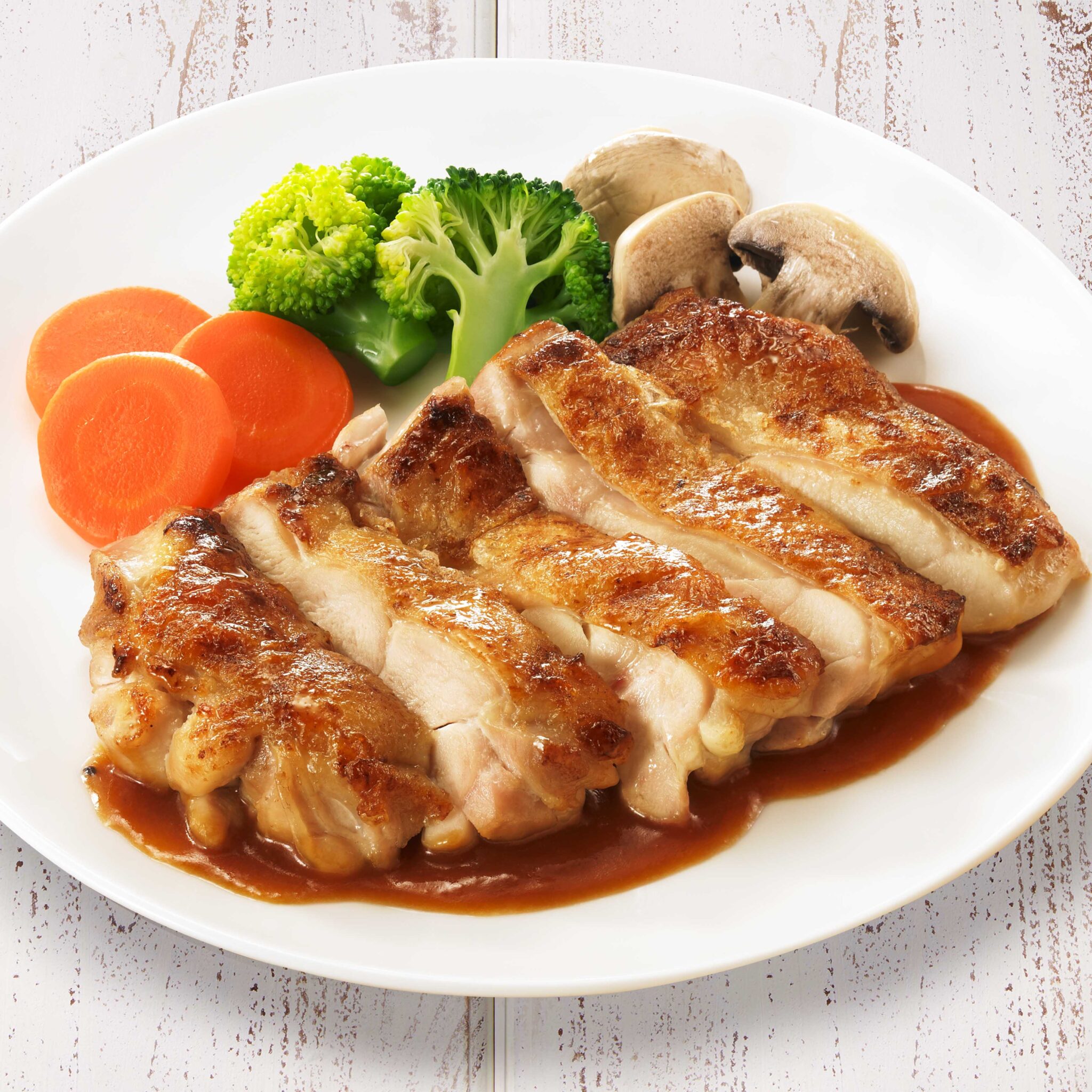 ガーリック香る鶏もも肉のオニオンペッパーソース